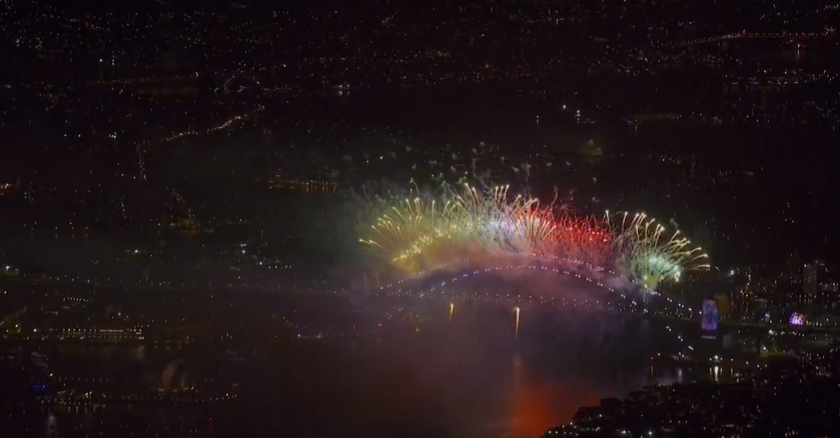 Australia a intrat în noul an. Spectacol pirotehnic impresionant, în Sydney - VIDEO