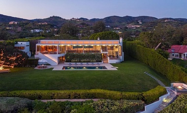 Vicepreşedintele NBCUniversal vrea să îşi vândă casa din Malibu pentru o sumă record