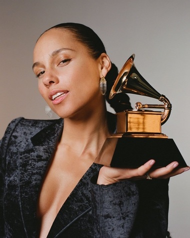Alicia Keys va fi gazda galei premiilor Grammy 2019 - VIDEO