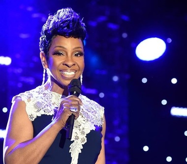 Gladys Knight va cânta imnul american la Super Bowl