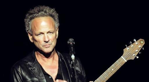Chitaristul şi solistul Lindsey Buckingham, fost membru al grupului Fleetwood Mac, operat pe cord deschis