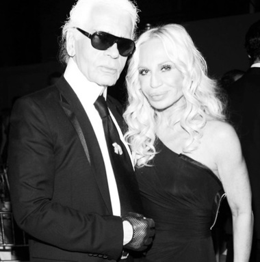 Donatella Versace, Victoria Beckham, Marion Cotillard, Antonio Banderas, Gigi Hadid i-au adus omagiu lui Karl Lagerfeld