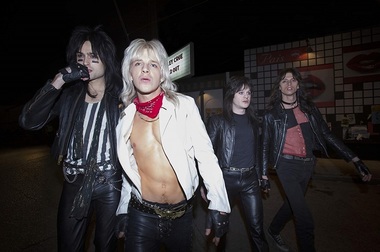 Filmul „The Dirt” despre trupa Mötley Crüe va fi lansat de Netflix în martie - VIDEO