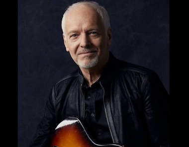 Peter Frampton, diagnosticat cu o boală rară, va susţine un turneu de adio