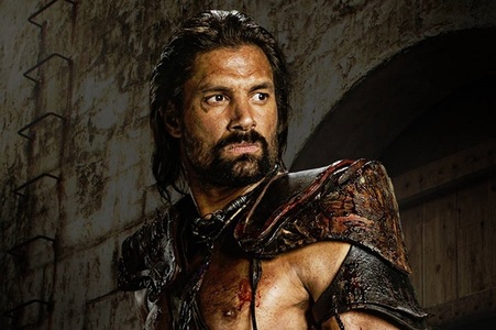 Manu Bennett, cunoscut din serialul „Spartacus” şi seria „Hobbitul”, invitat la East European Comic Con