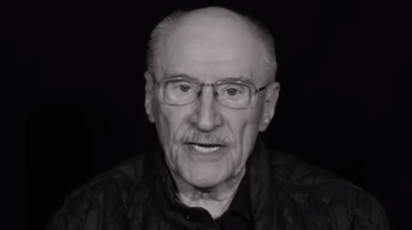 Trupa Taxi şi actorul Victor Rebengiuc au lansat piesa-manifest "Ca ei": Bă, nenorociţilor/ Nu vă doresc nici să muriţi/ Vă doresc să trăiţi ca ei - VIDEO