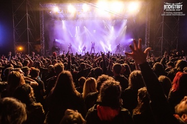 Peste 10.000 de locuri de cazare pentru Festivalul Untold, disponibile în cămine studenţeşti