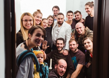 „Cap şi Pajură”, cu Alex Călin şi Florin Salam în distribuţie, în avanpremieră naţională la Este Film Festival de la Sibiu - VIDEO