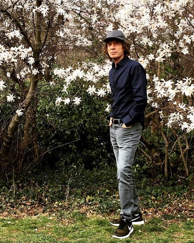 Ronnie Wood, chitarist al trupei The Rolling Stones: Mick Jagger se simte bine după intervenţia pe cord