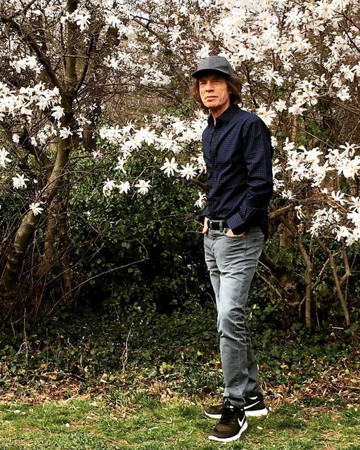 Ronnie Wood, chitarist al trupei The Rolling Stones: Mick Jagger se simte bine după intervenţia pe cord