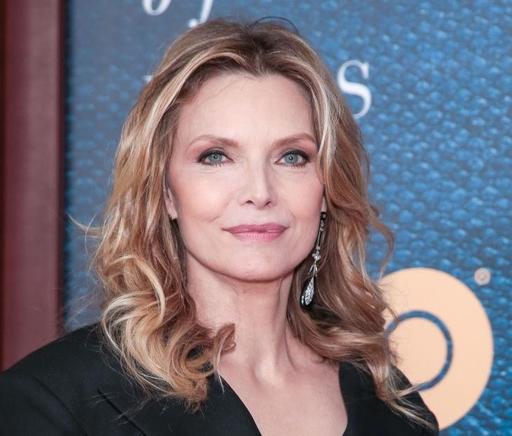 Michelle Pfeiffer, într-o comedie suprarealistă după romanul „French Exit” al lui Patrick deWitt
