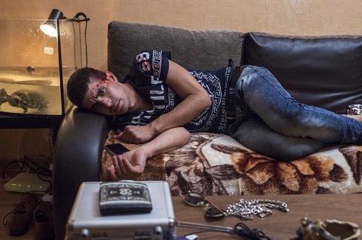„Cap şi Pajură”, al doilea lungmetraj al regizorului Nicolae Constantin Tănase, în cinematografe din 19 oraşe din ţară