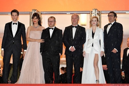 Cannes 2019 – Criticii consideră că „La Gomera” al lui Porumboiu merită un remake în limba engleză