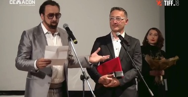 Nicolas Cage a primit Trofeul Transilvania la TIFF 2019 - Am să pun acest trofeu lângă noptieră şi am să mă gândesc la prietenii mei de aici, la copiii nopţii, la lupi şi la lilieci - VIDEO