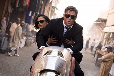 „Bărbaţi în Negru Internaţional” s-a menţinut pe primul loc în box office-ul românesc de weekend. Trei debuturi în top 10