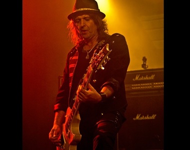 Phil Campbell, fostul chitarist Motörhead, va lansa primul album solo împreună cu Rob Halford şi Alice Cooper