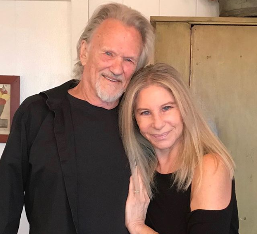 Barbra Streisand şi Kris Kristofferson, duet „A Star is Born” la Londra - VIDEO