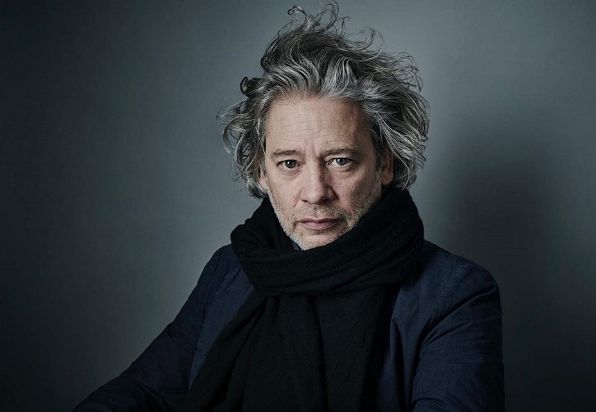 Cineastul Dexter Fletcher, cunoscut pentru „Rocketman”, va regiza următorul film din franciza „Sherlock Holmes”