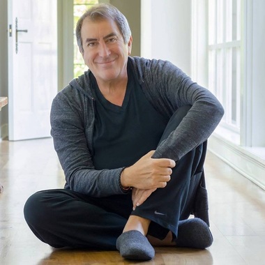 Regizorul filmului "Descendants", Kenny Ortega, a primit o stea pe Walk of Fame din Los Angeles