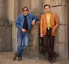 Brad Pitt şi Leonardo DiCaprio spun că asasinatele lui Charles Manson şi cazul Weinstein au pus capăt unei ere la Hollywood