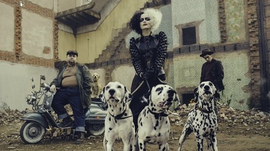Emma Stone, prima imagine în rolul Cruella de Vil punk 