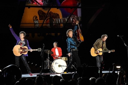 The Rolling Stones va lansa „Bridges To Buenos Aires” - VIDEO