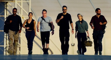 Ryan Reynolds, un nou tip de erou în filmul de acţiune „6 Underground” - VIDEO