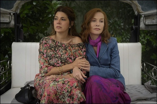 Marisa Tomei şi Isabelle Huppert, în „Frankie”