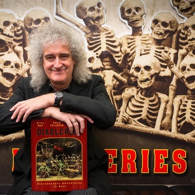 Brian May şi-a completat colecţia stereoscopică de "fotografii ale diavolului" - FOTO