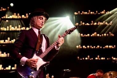 Muzicianul britanic Pete Doherty, arestat în Paris pentru că ar fi cumpărat cocaină