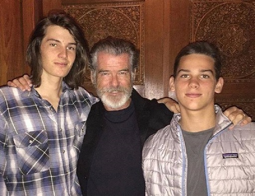 Fiii actorului Pierce Brosnan, Paris şi Dylan, desemnaţi ambasadori ai galei Globurilor de Aur 2020 