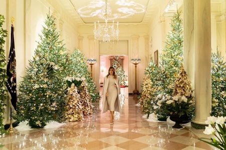 Melania Trump a împodobit Casa Albă de Crăciun. Tema aleasă: "Spiritul Americii" - FOTO/ VIDEO