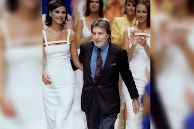 Creatorul de modă Emanuel Ungaro a murit la vârsta de 86 de ani

