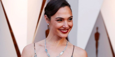 Actriţa Gal Gadot adaptează pentru marile ecrane un roman interzis în şcolile din Israel

