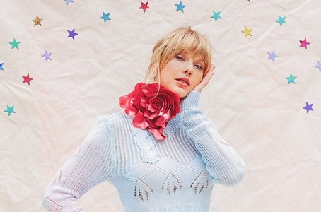 Documentarul „Miss Americana” despre cântăreaţa Taylor Swift, lansat de Netflix pe 31 ianuarie