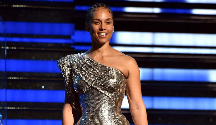 Stilul Grammy - Alicia Keys a impresionat prin naturaleţe. Rosalia, Eilish şi Lizzo, prin unghii extravagante, iar bărbaţii, prin accesorii neobişnuite