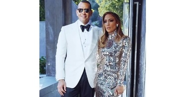 Planurile de nuntă ale fostului jucător de baseball Alex Rodriguez şi cântăreţei Jennifer Lopez, suspendate 