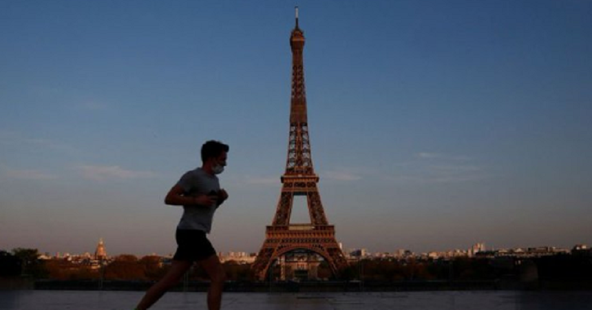 Franţa - Festivalurile şi evenimentele sportive la care participă mai mult de 5.000 de persoane, interzise până în luna septembrie