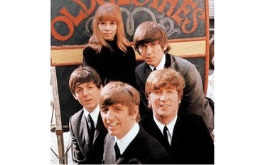 Fotografa germană Astrid Kirchherr, care a contribuit la popularizarea trupei The Beatles, a murit