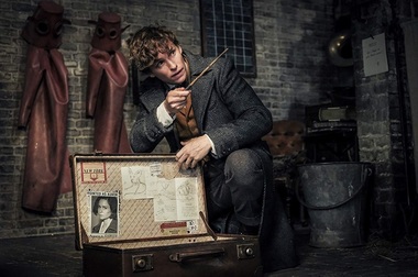 Actorul Eddie Redmayne, în dezacord cu J.K. Rowling: Este timpul să lăsăm persoanele transgender să îşi trăiască vieţile în pace