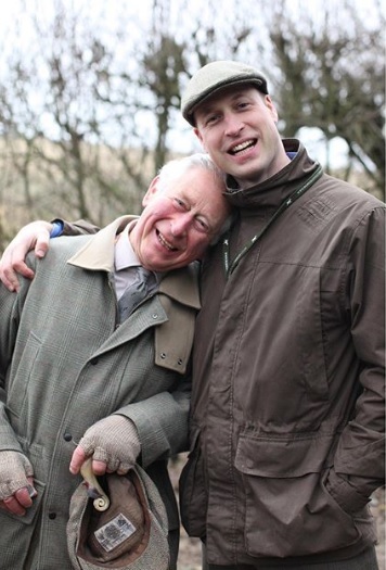 Prinţul Charles şi fiul său cel mare, William, într-o fotografie emoţionantă 