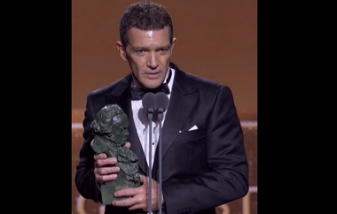 Antonio Banderas, nevoit să îşi petreacă a 60-a aniversare în carantină. Actorul a fost diagnosticat cu Covid-19

