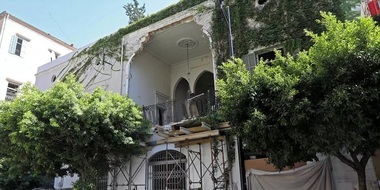 Casa de modă a celebrului designer libanez Elie Saab, în ruină după explozia din portul Beirutului - FOTO