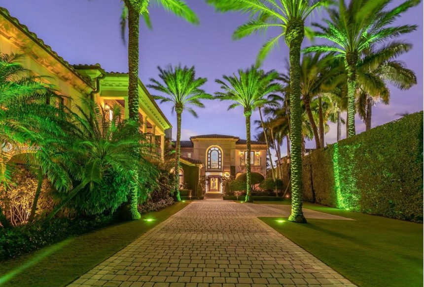 Jennifer Lopez şi Alex Rodriguez au cumpărat cu 40 de milioane de dolari o proprietate în Florida