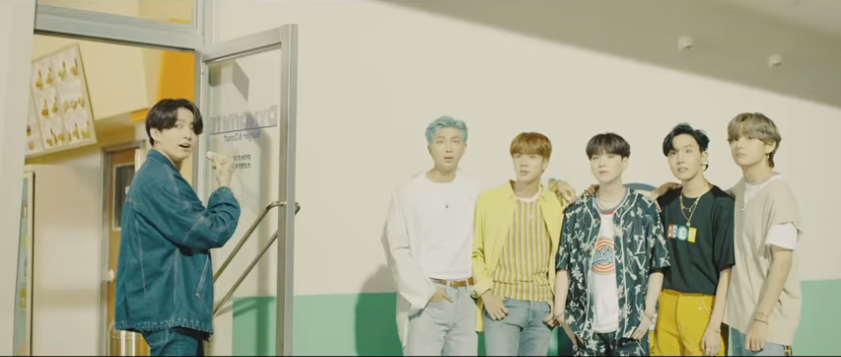 „Dynamite” al grupului BTS, cel mai vizionat clip în ziua lansării - VIDEO