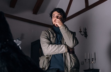 INTERVIU. Tudor Platon, despre debutul în regie „Casa cu păpuşi” - Vacanţa cu bunica, o tabără de creaţie