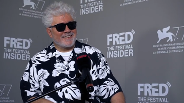 Pedro Almodóvar: Oamenii nu ar trebui să fie prizonieri în case. Găsesc că este foarte periculos. Antidotul este cinema-ul