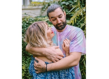 Smiley şi Gina Pistol au anunţat că vor deveni părinţi - VIDEO