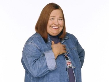 Actriţa Conchata Ferrell, cunoscută pentru rolul menajerei din „Two and a Half Men”, a murit. Charlie Sheen: „A fost o adevărată prietenă”