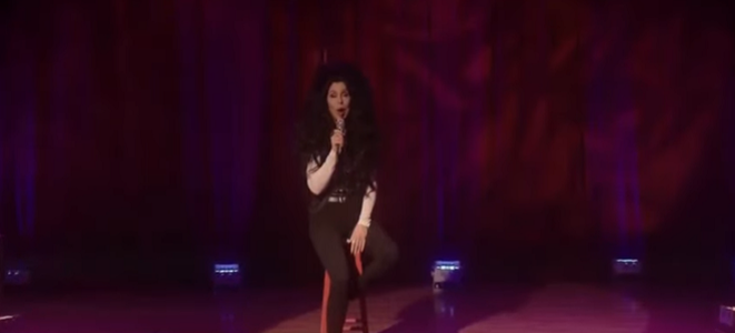 Cher a lansat „Happiness Is a Thing Called Joe” la un concert organizat în sprijinul candidatului democrat la alegerile prezidenţiale - VIDEO
